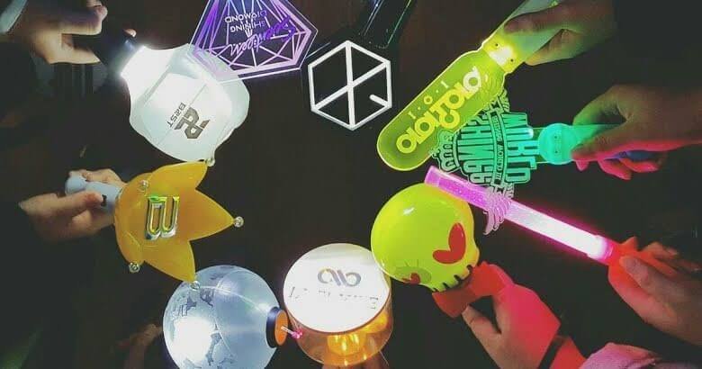 KPOP Fandom Lightsticks Photo Credits to koreaboo.com