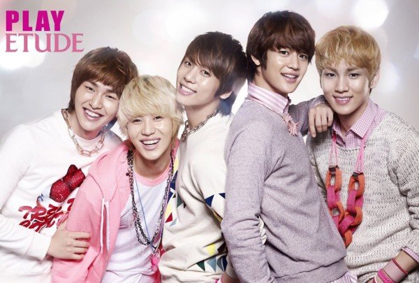 SHINee etude