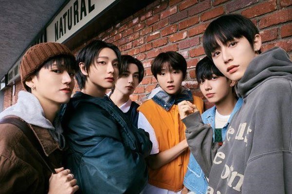 Comeback K-Pop April: dari TXT hingga Band K-Pop Boy Next Door