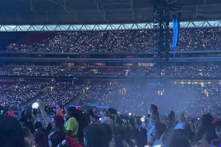 Top 10 K Pop Groups With The Most Dedicated Fanbases In 2025 DK Blog top-10-k-pop-groups-with-the-most-dedicated-fanbases-in-2025-dk-blog