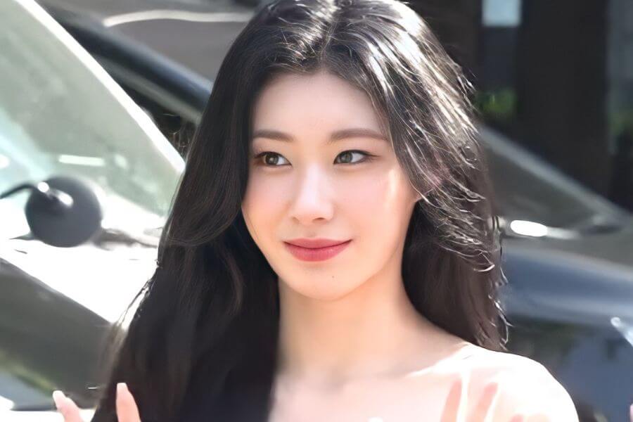 chaeryeong itzy members profile complete gudie 2025 delivered korea