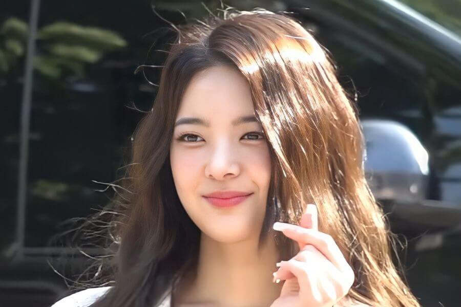 lia itzy members profile complete guide 2025 delivered korea