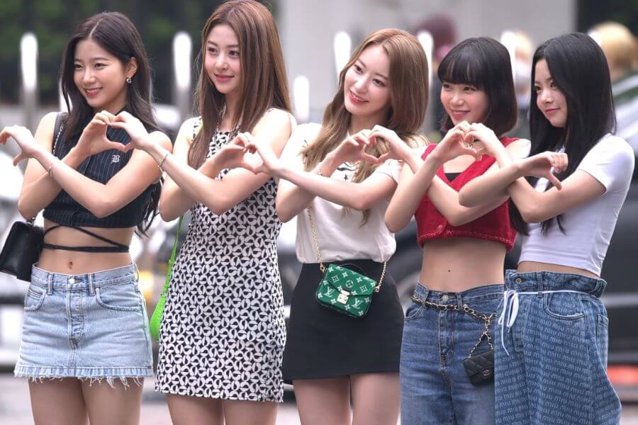 le sserafim top 20 most popular kpop female groups delivered korea blog