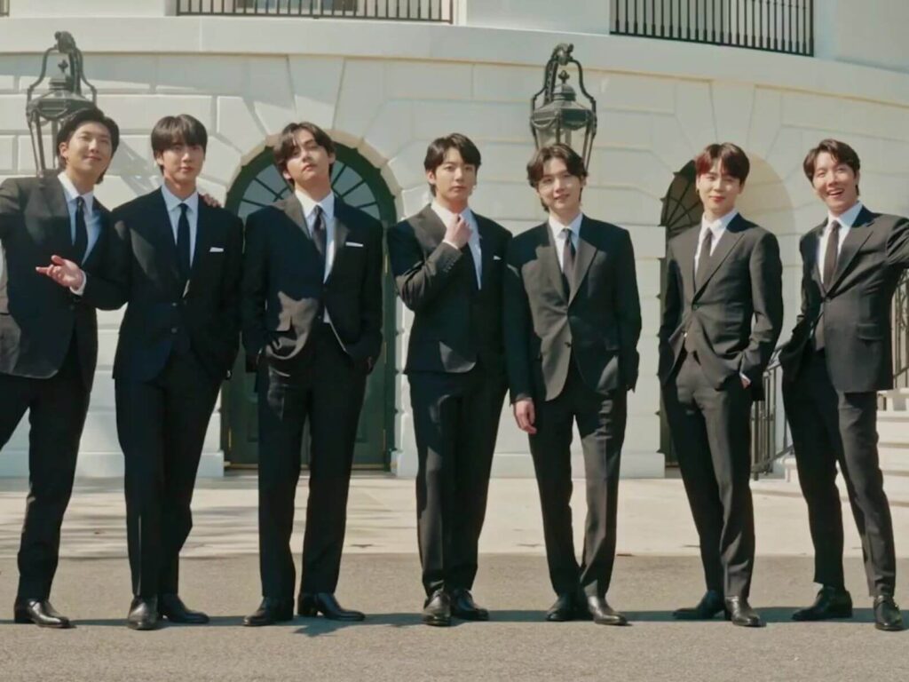 Top 10 K-Pop Groups Where Every Member Has a Solo Career dk blog