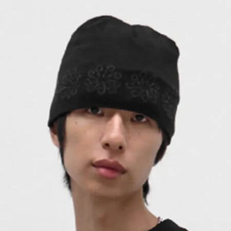 9999 Archive - Linking Flower Jacquard Beanie