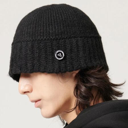 Artistwear - One-Button Wool Knit Beanie (5 Colors)