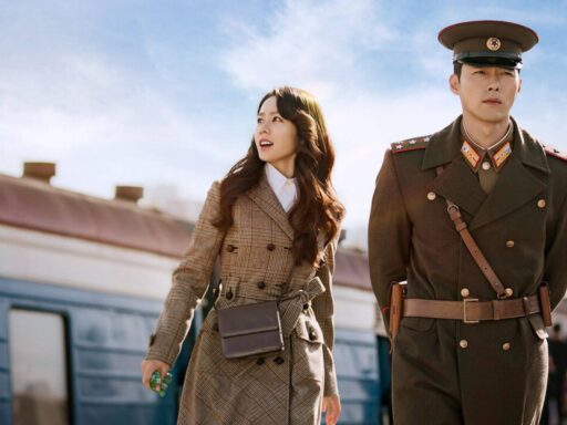 Crash Landing On You (Netflix) Profile, Plot, Cast, Episodes, OSTs, etc. dk blog