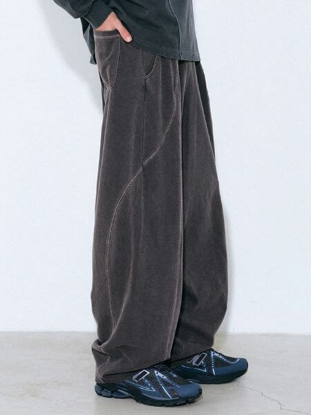 Gakkai Unions - Brown Single-Pleat Pigment Balloon Pants